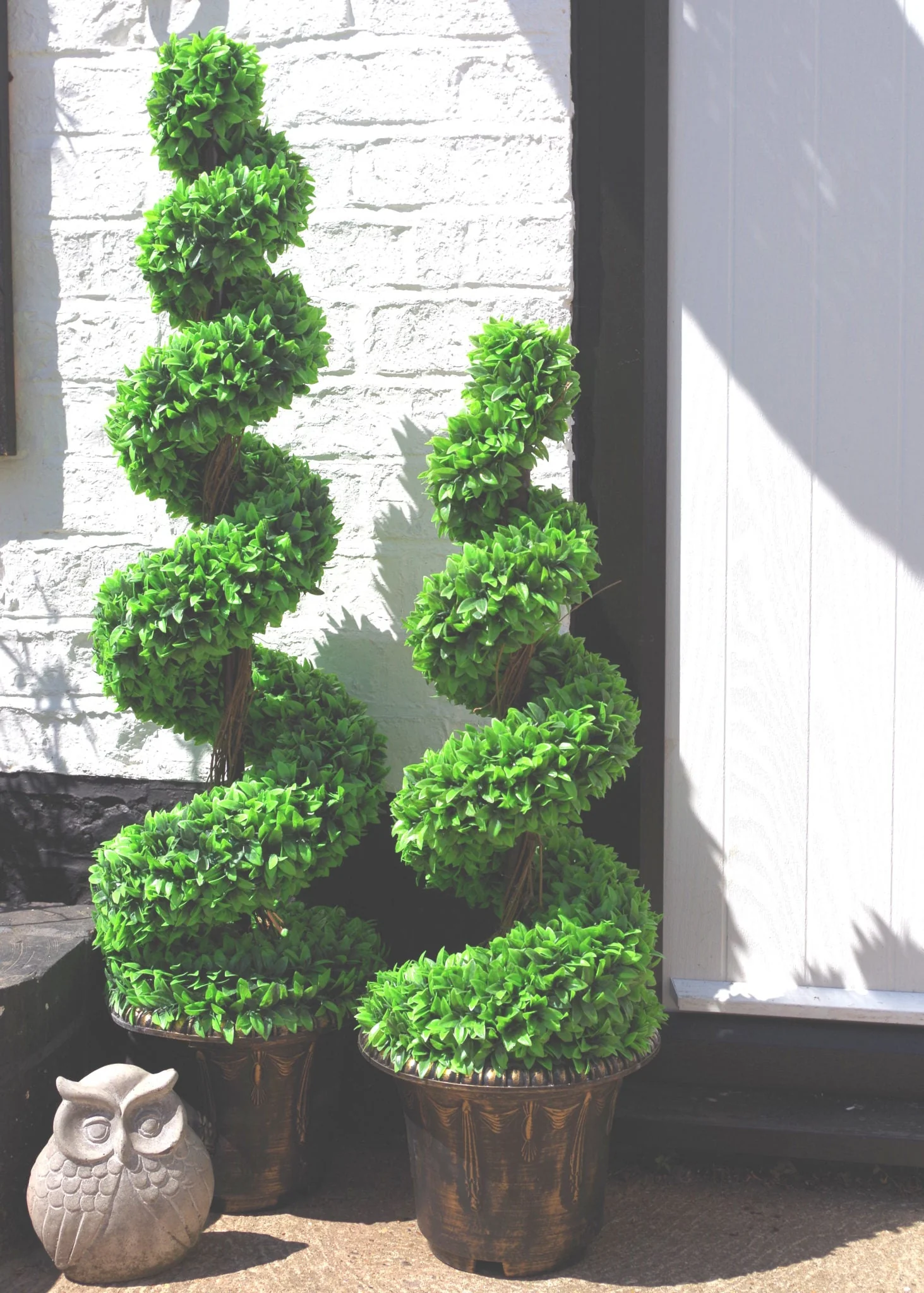 120cm Purple Large Leaf Spiral with Decorative Planter - Image 4