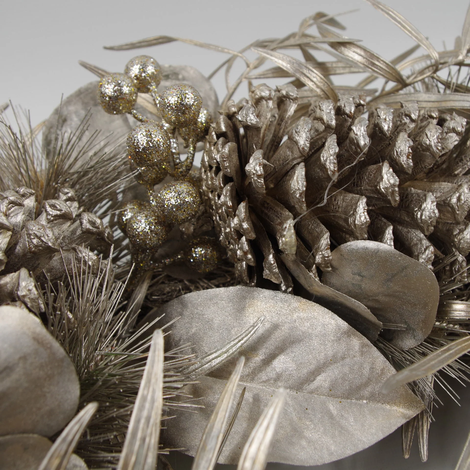 60cm (24) Large Luxury Christmas Silver Sparkle Glitter Pine Cone Foliage Floristry Wreath - Image 2