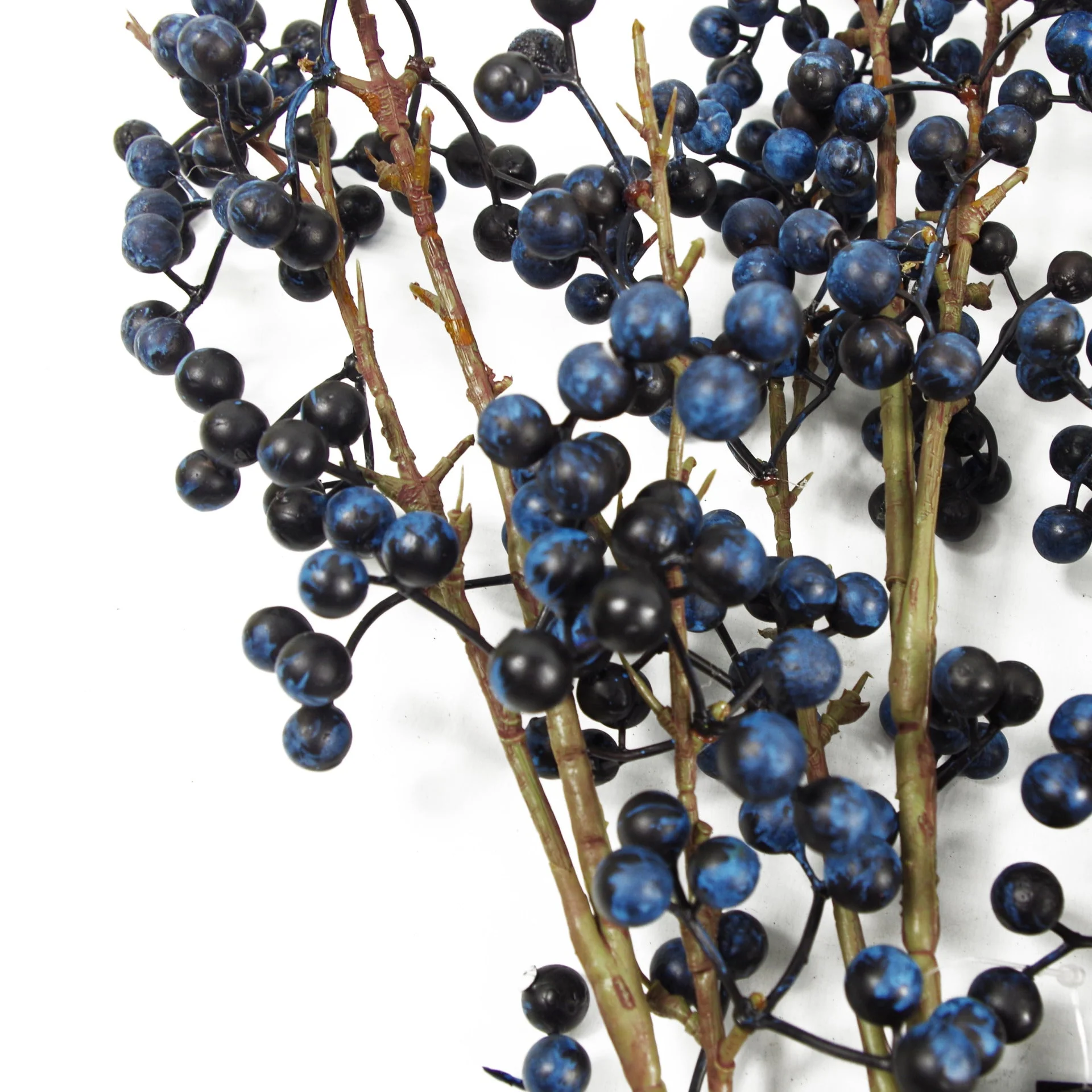 70cm Artificial Blue Christmas Berry Spray - Image 3